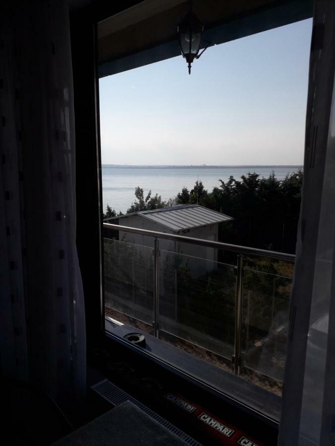 Studio Sunset Violet Mamaia Exterior photo